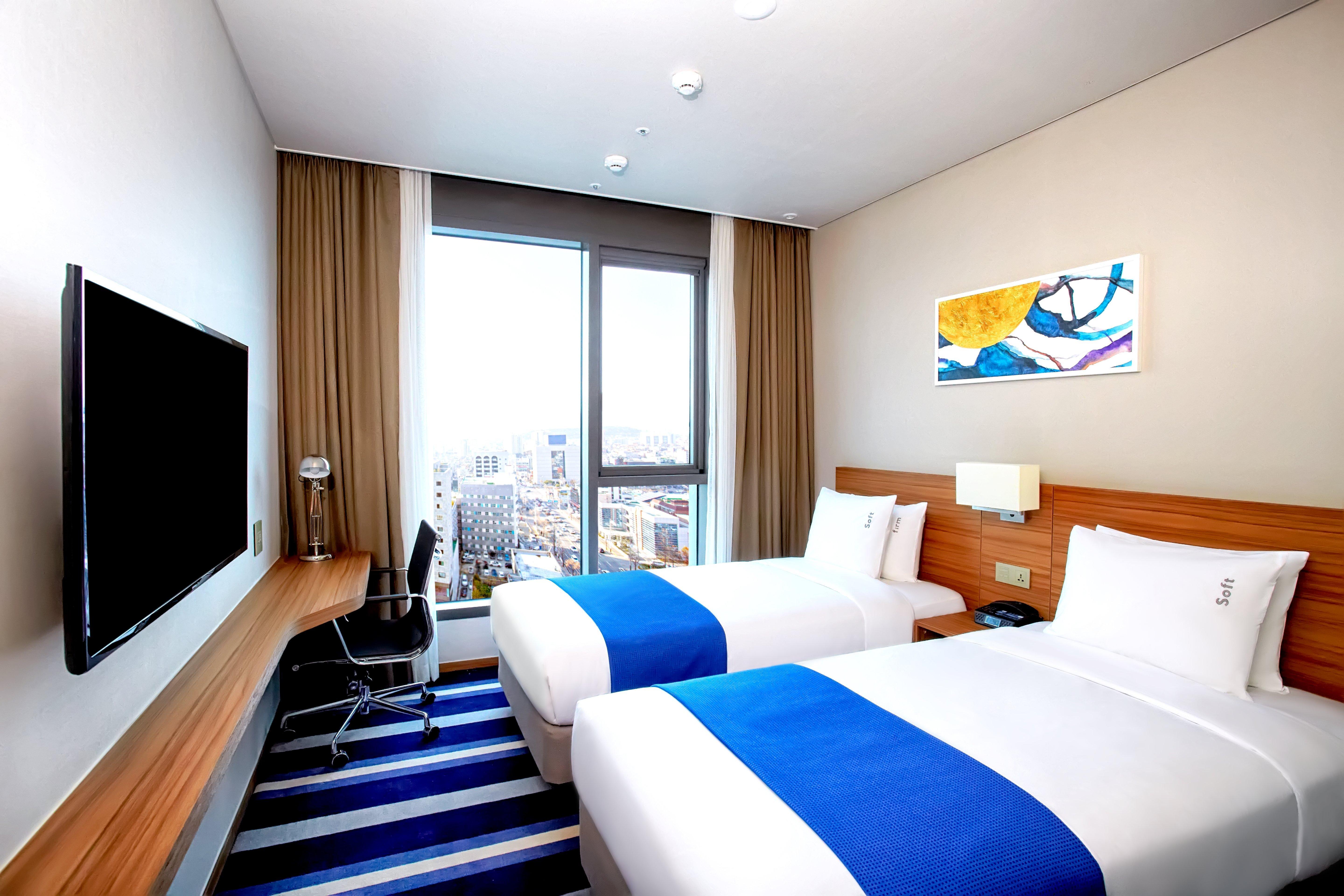 Holiday Inn Express Suwon Ingye, An Ihg Hotel Dış mekan fotoğraf